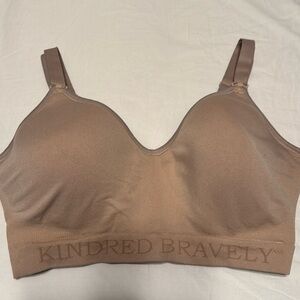 Kindred bravely nursing bra M Busty
